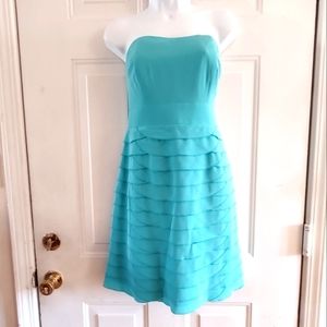 Gianni Bini Strapless Women's Dress. Size 6